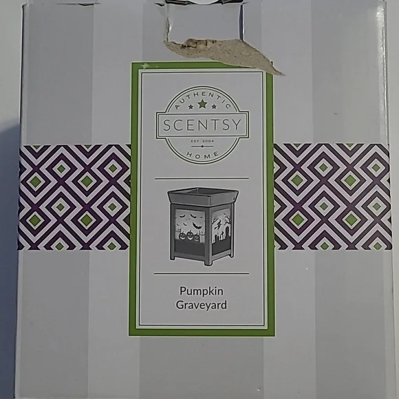 Halloween scentsy warmer - Picture 1 of 7